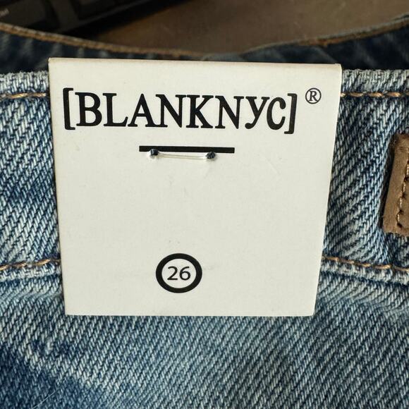 Blank NYC Eye Opener Blue Denim Frayed Mini Skirt Distressed NWT Size 26 - Picture 6 of 9